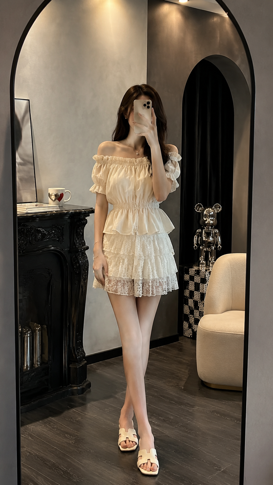 女装穿搭 GPT Image 2 提示词：居家试衣自拍 AI 女装提示词