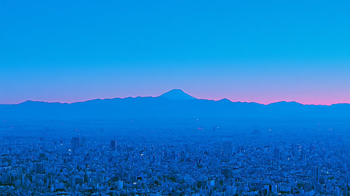 界面稿 GPT Image 2 提示词：Blue Hour Tokyo Skyline with Mount Fuji