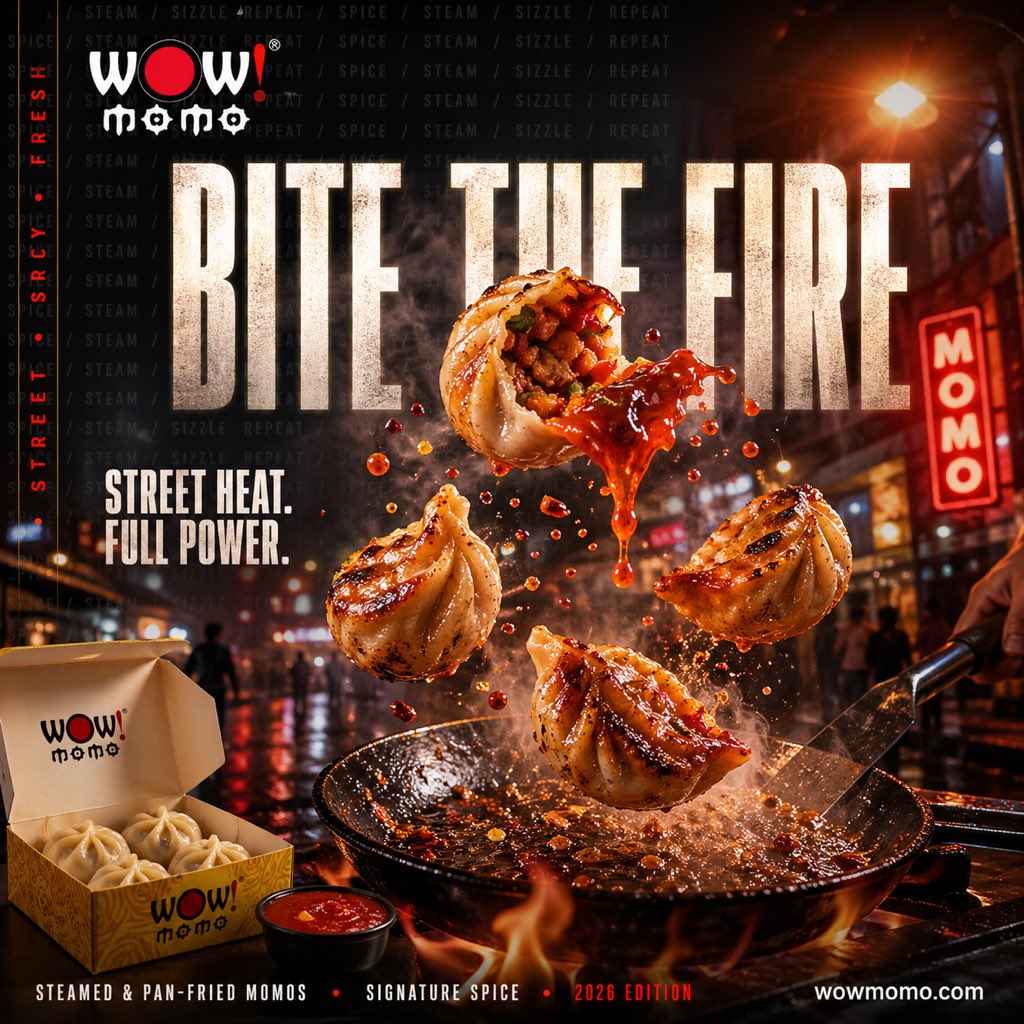 产品视觉 GPT Image 2 提示词：Cinematic Fiery Momo Street Food Ad