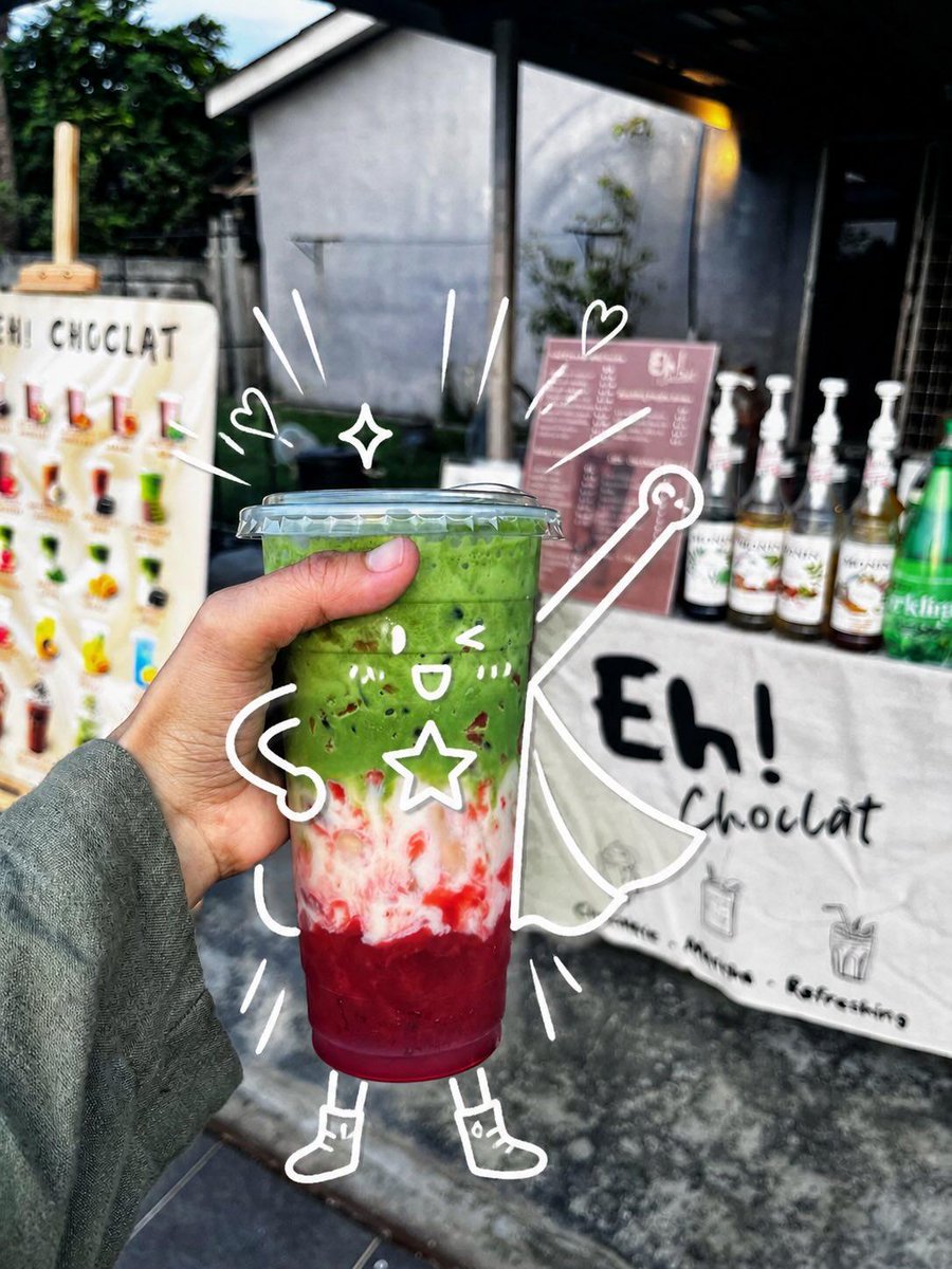 界面稿 GPT Image 2 提示词：Cute Superhero Drink Doodle Photo