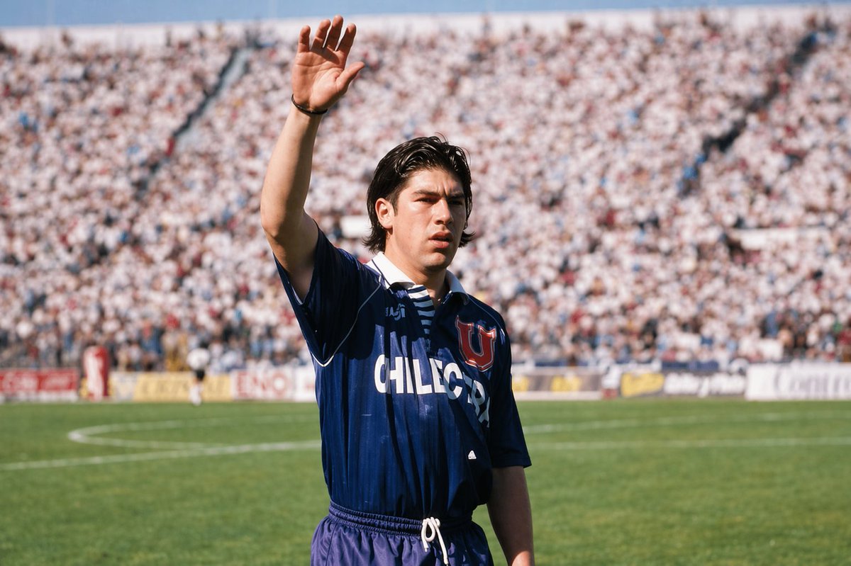 产品视觉 GPT Image 2 提示词：Upscaled Vintage Soccer Photo